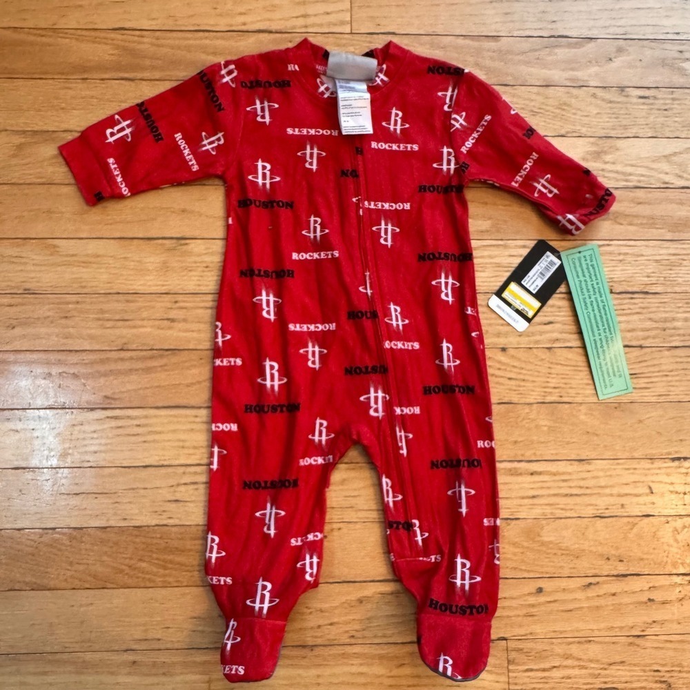 NBA Houston Rockets Infant Footed Sleeper Pajamas Red Fleece‎ 3-6 Months NWT